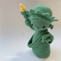 Lady Liberty amigurumi by Amour Fou